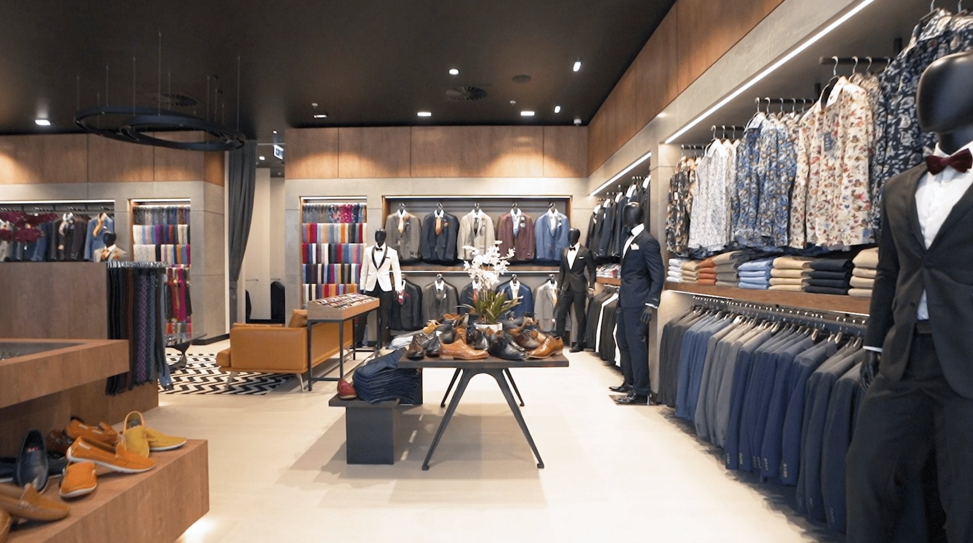 Discover Menzclub Highpoint - Menzclub