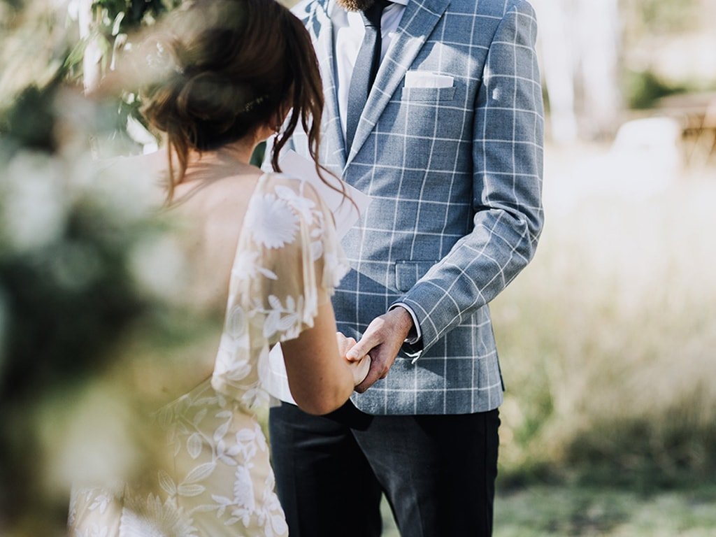 Jonny & Nicky's Outdoor Wedding - Menzclub