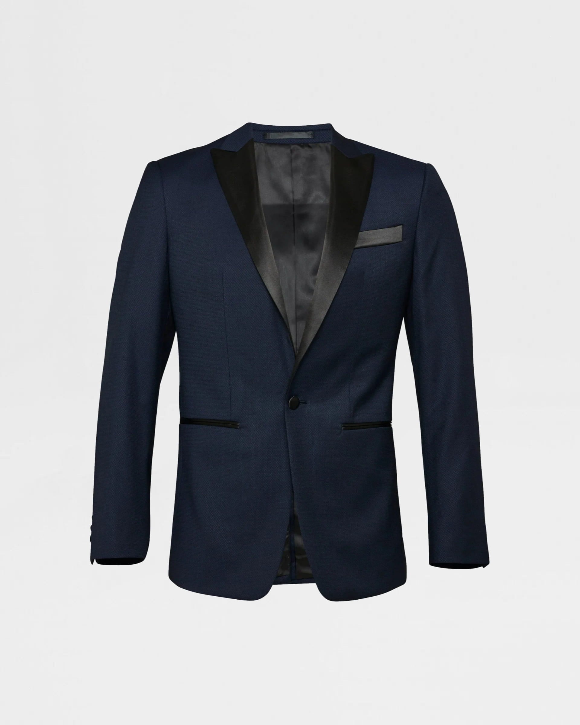 Oscar Tuxedo - Men's Tuxedos at Menzclub