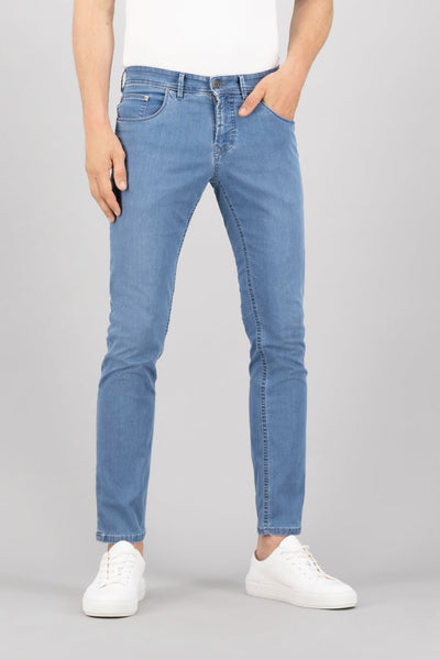 Gardeur Sandro Jean in light blue — men's jeans at Menzclub