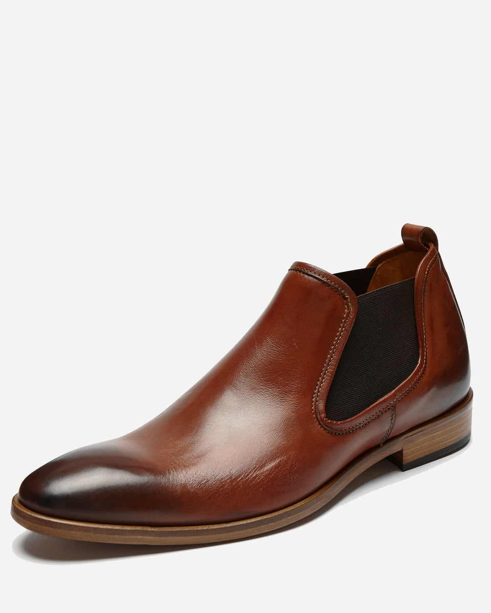 Whiskey Chelsea Boots : Ellis GV Shearling Lined Chelsea Boot in ...